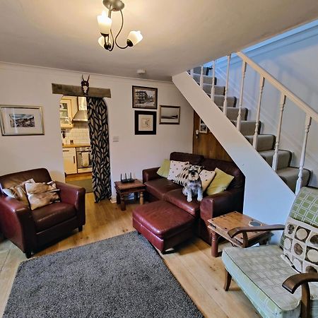 Pitcaithly Cottage Abernethy Exterior foto